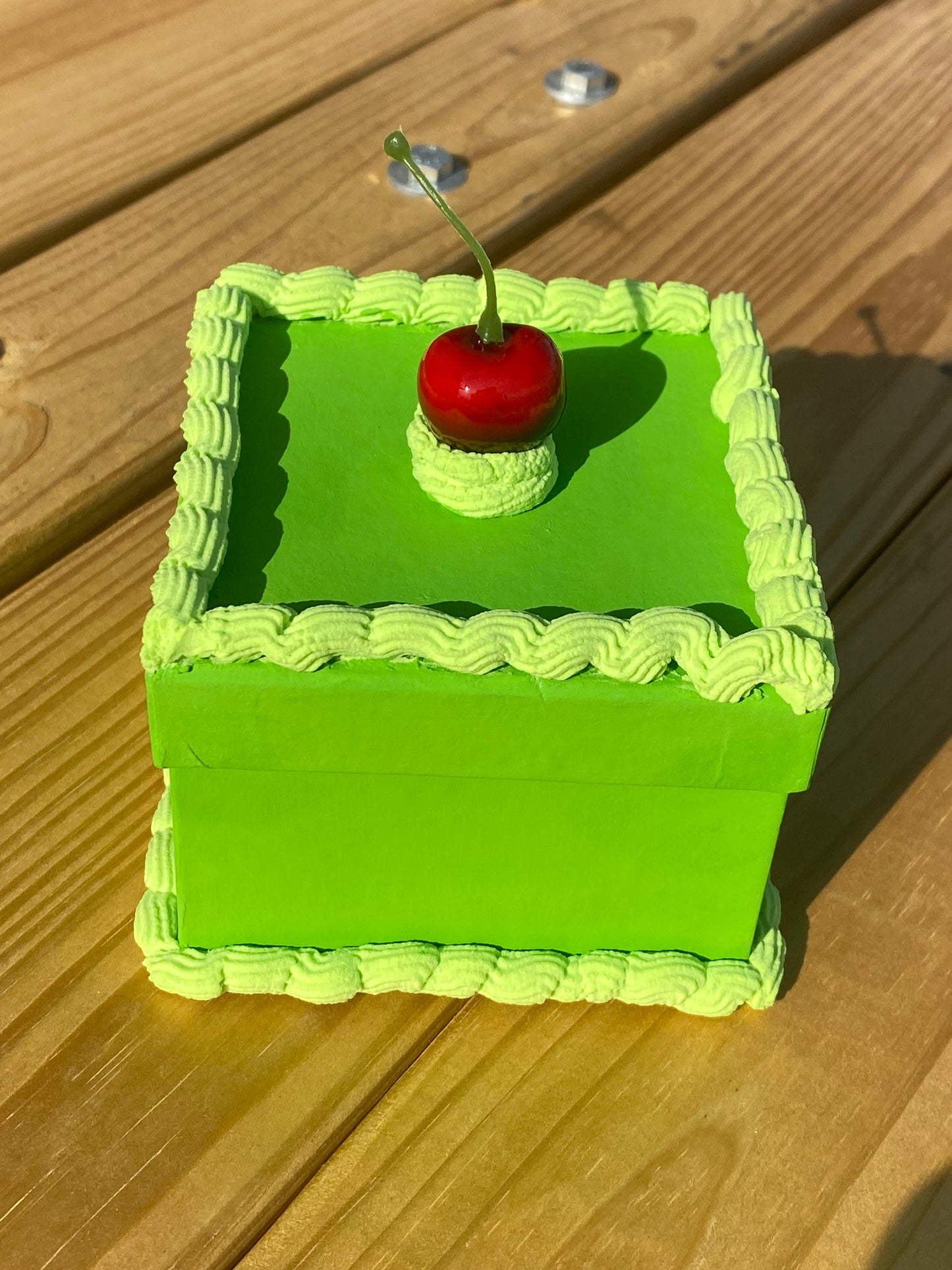 Fake green cherry cake