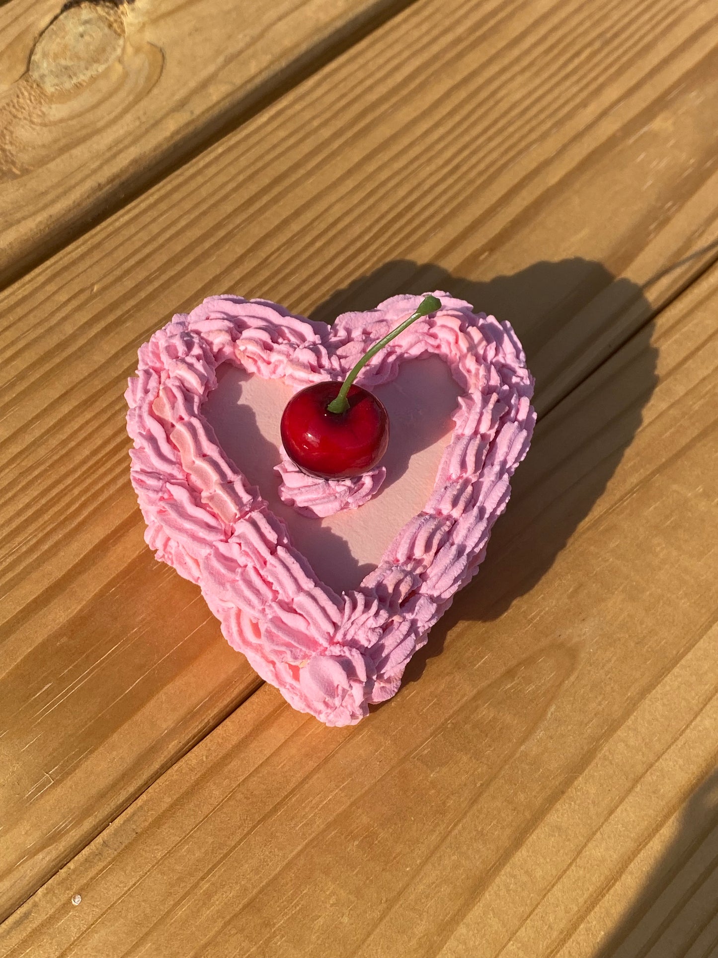 Fake mini heart cherry cake