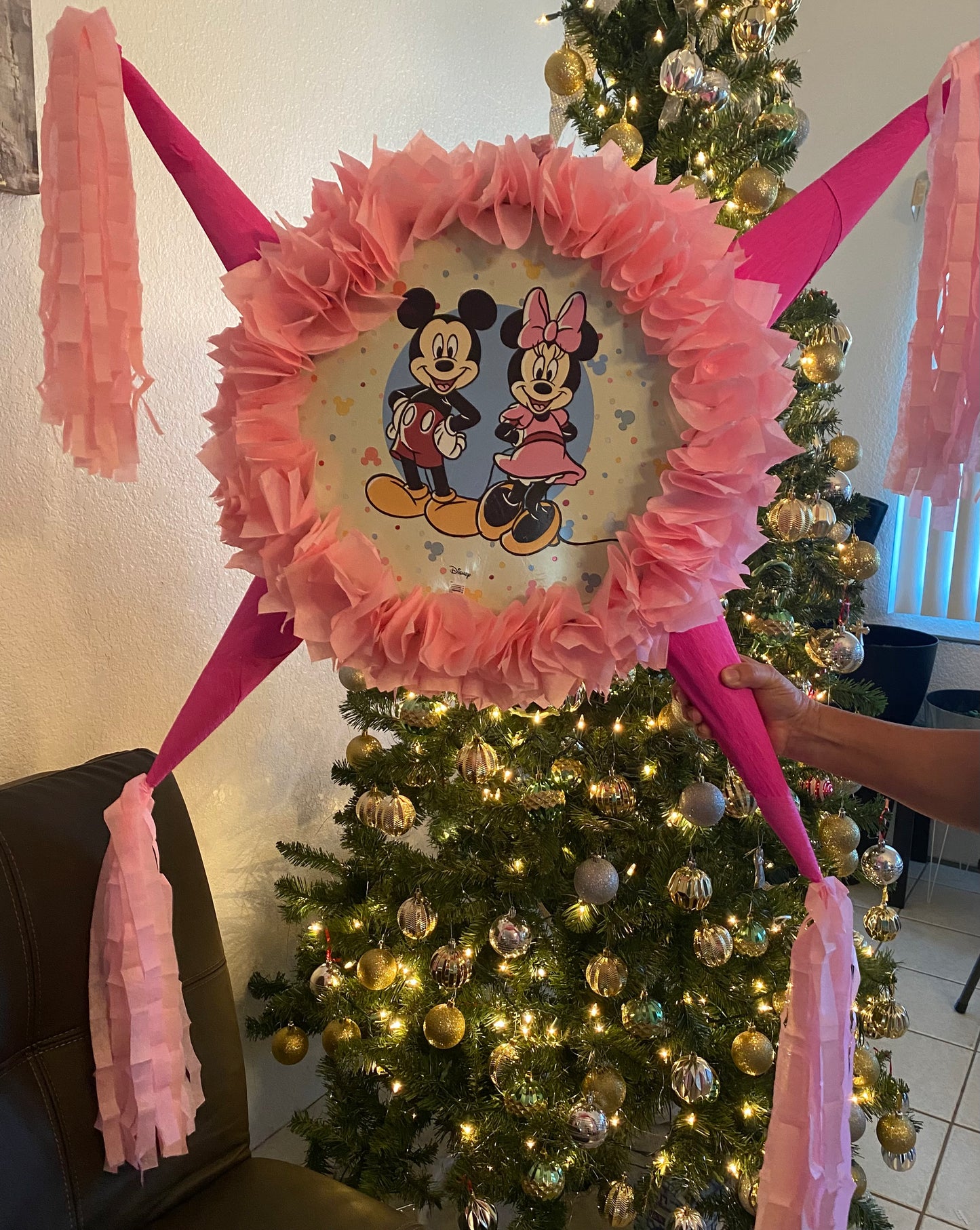 Mickey & Minnie pink piñata